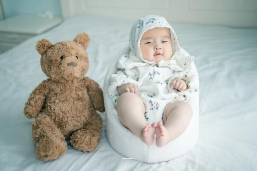 保亭怀孕多久会长痘痘